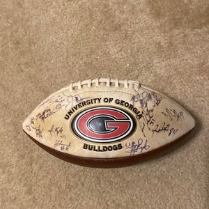 Georgia bulldogs autographed football from 2000